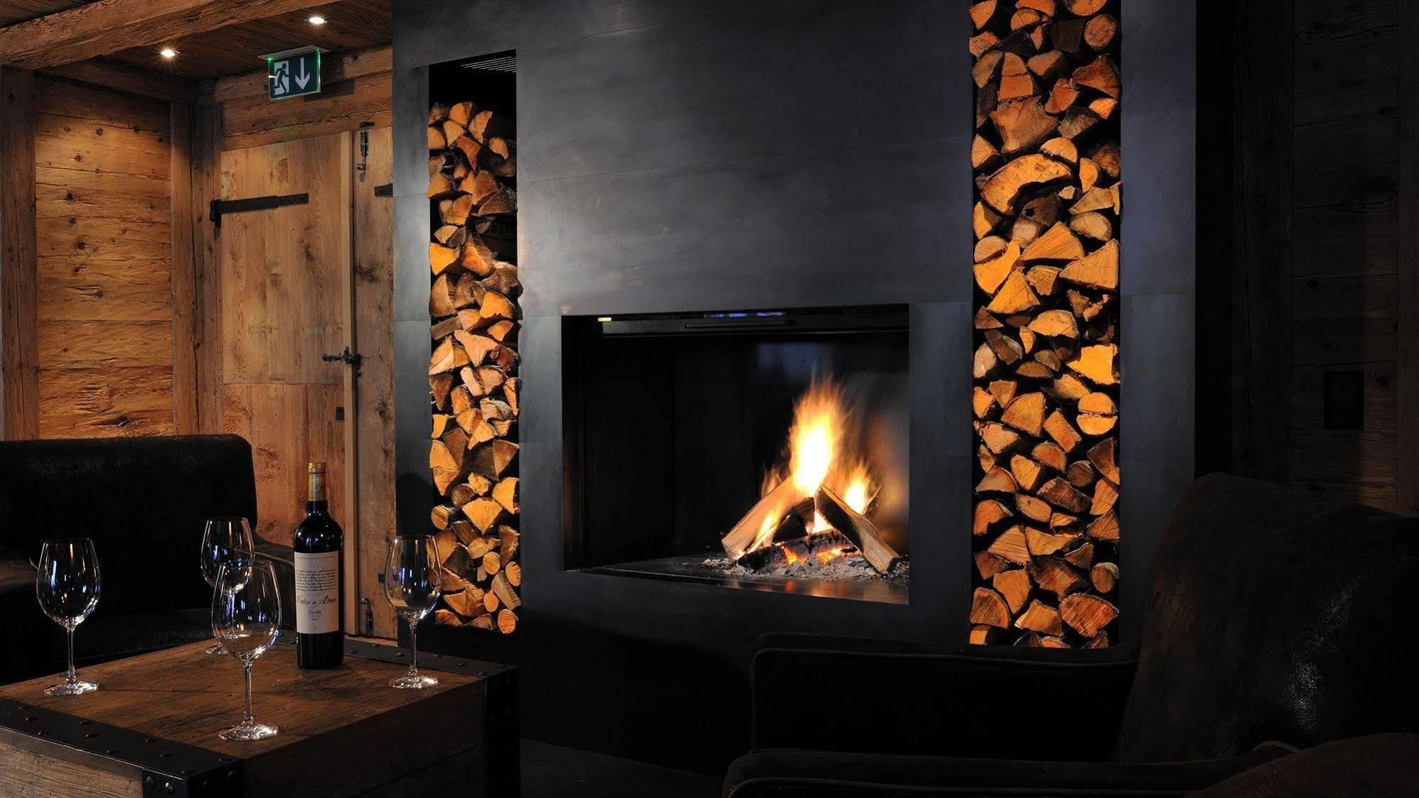 Hotel Des Alpes Superieur グスタード エクステリア 写真